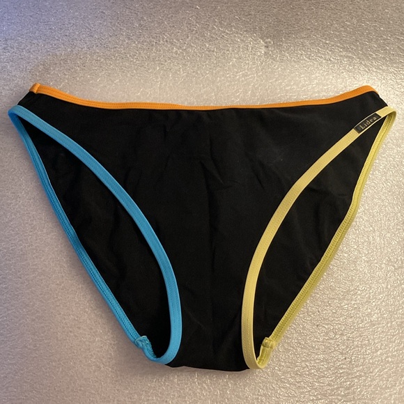 Lidea 2-PC Black Trimmed Bikini Set - Sz 10 D Cup Top /10 Bottom - Picture 8 of 9